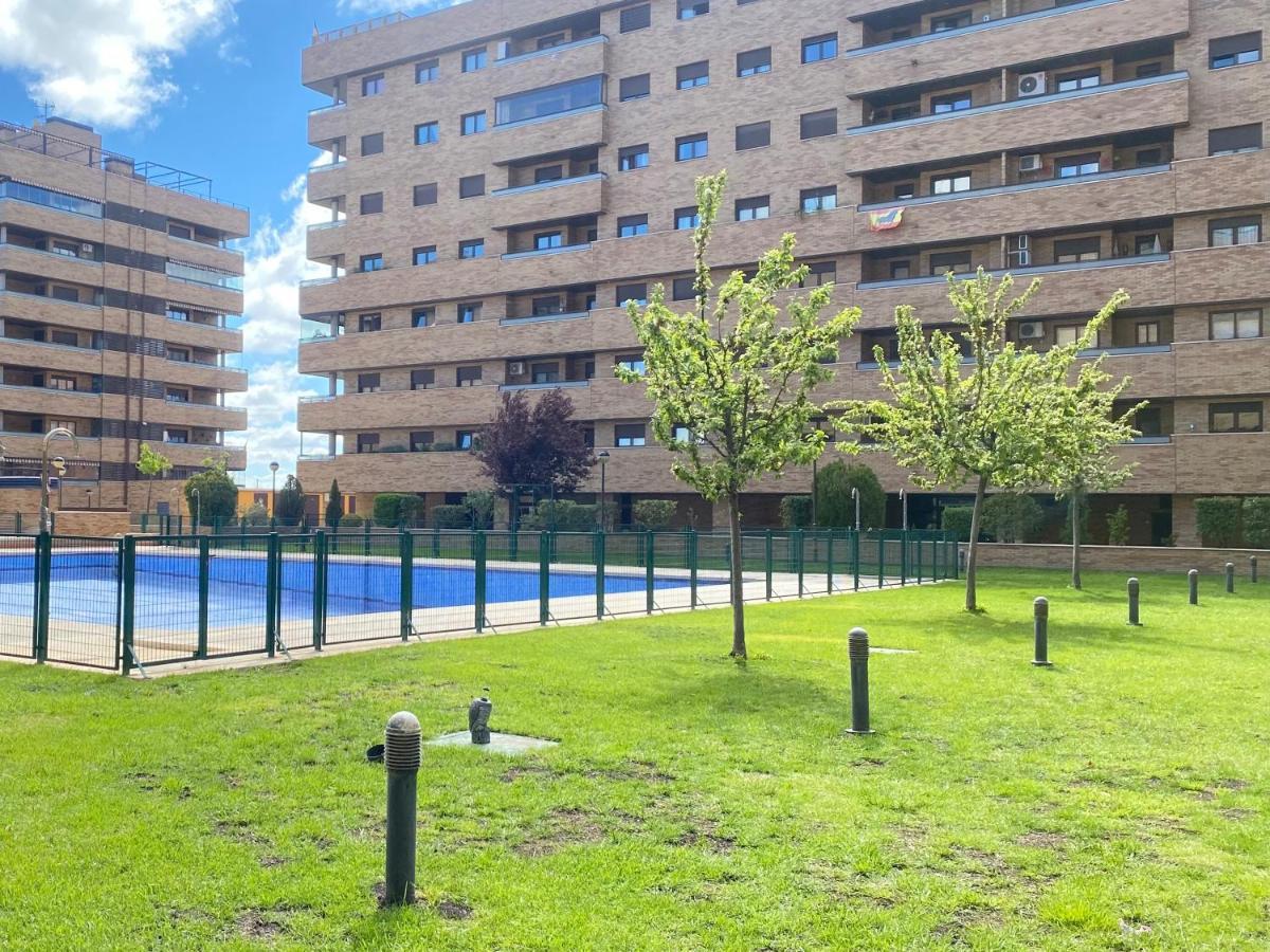 דירות Aires De Toledo-Parque Warner Y Madrid En Familia מראה חיצוני תמונה