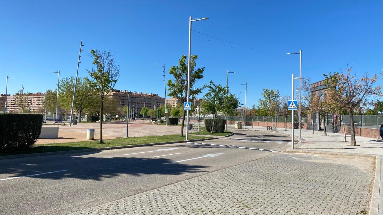 דירות Aires De Toledo-Parque Warner Y Madrid En Familia מראה חיצוני תמונה