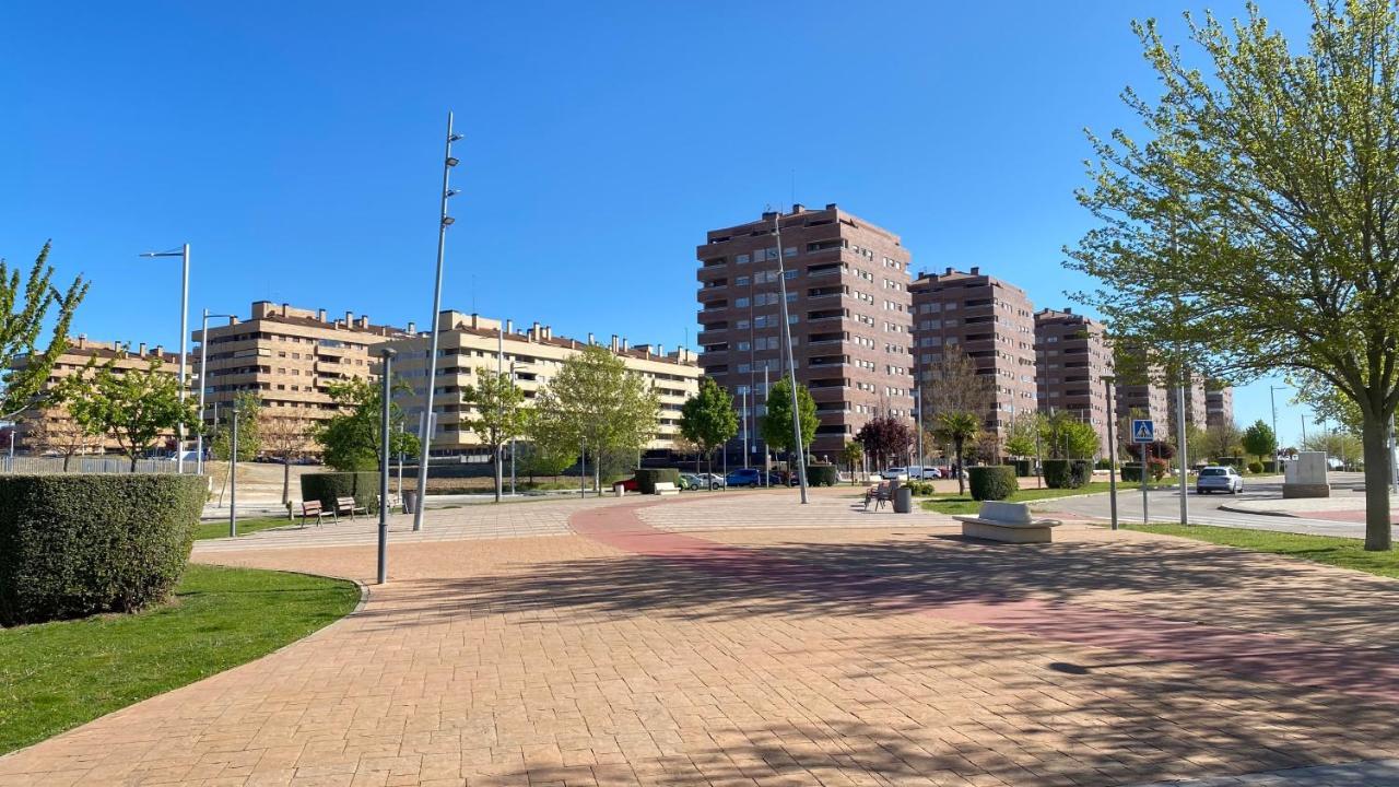 דירות Aires De Toledo-Parque Warner Y Madrid En Familia מראה חיצוני תמונה